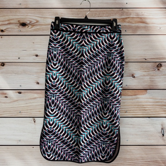 Bisou Bisou Midi Skirt Womens X-Small XS Multicolor Chevron Side Slit Stretch - Picture 1 of 5